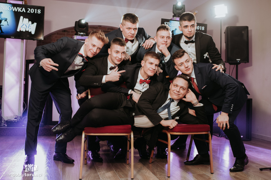 Tak się bawi, tak się bawi - Ekonomik