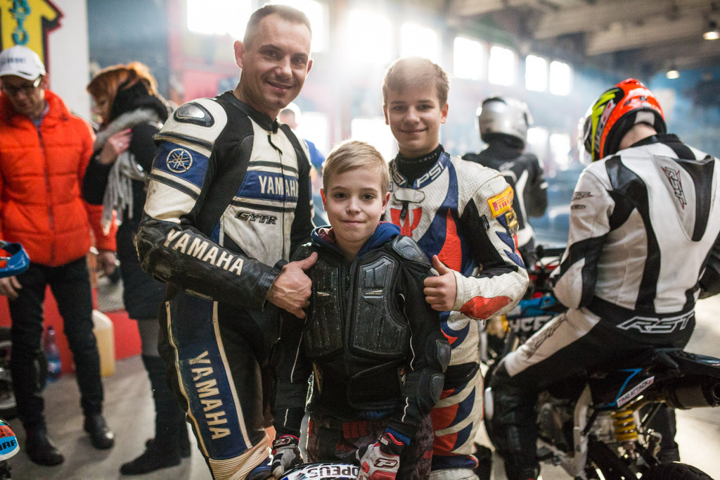 Pit bike zyskuje coraz większą popularność