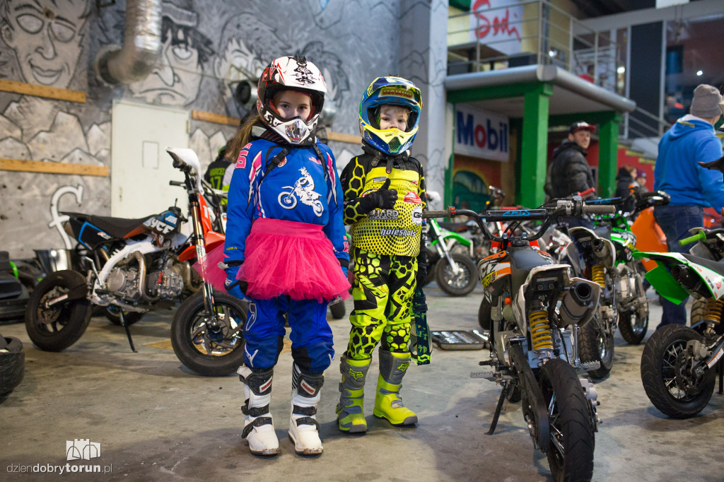 Pit bike zyskuje coraz większą popularność