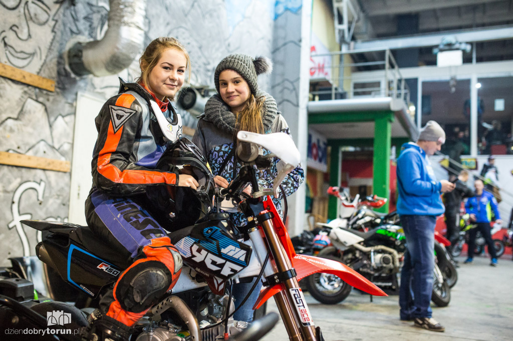 Pit bike zyskuje coraz większą popularność