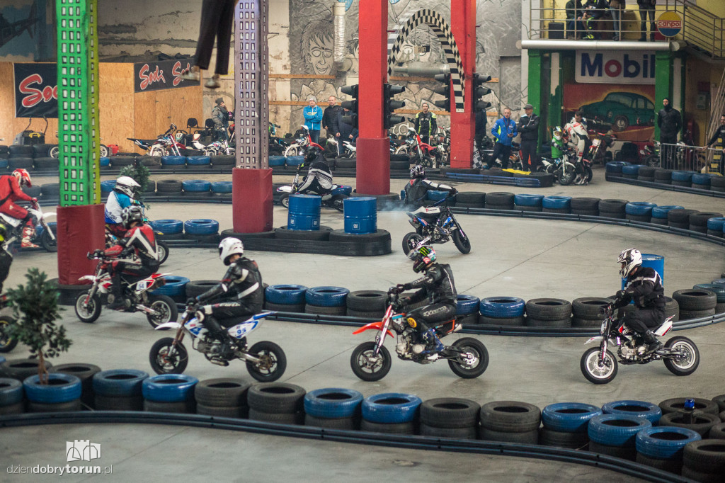 Pit bike zyskuje coraz większą popularność