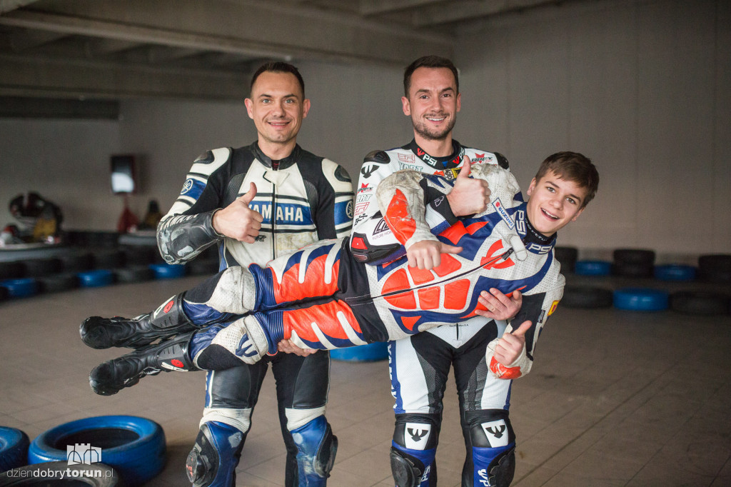 Pit bike zyskuje coraz większą popularność