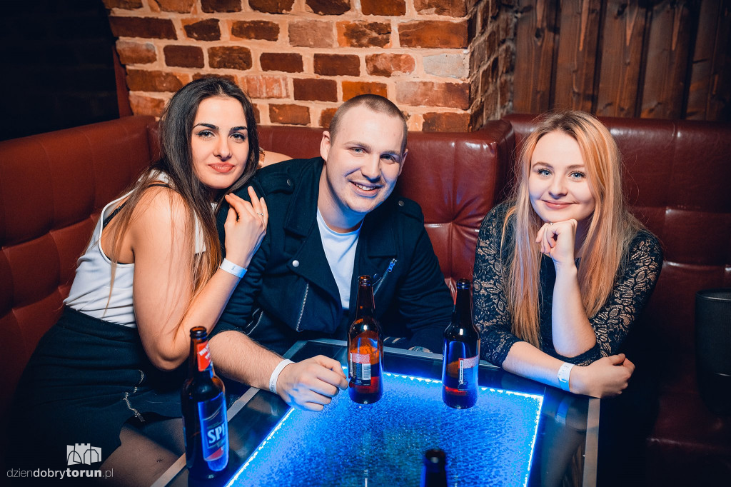 Szalona impreza w Number One