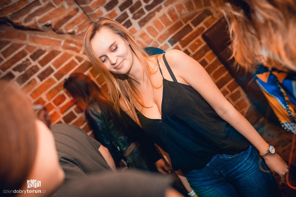 Szalona impreza w Number One