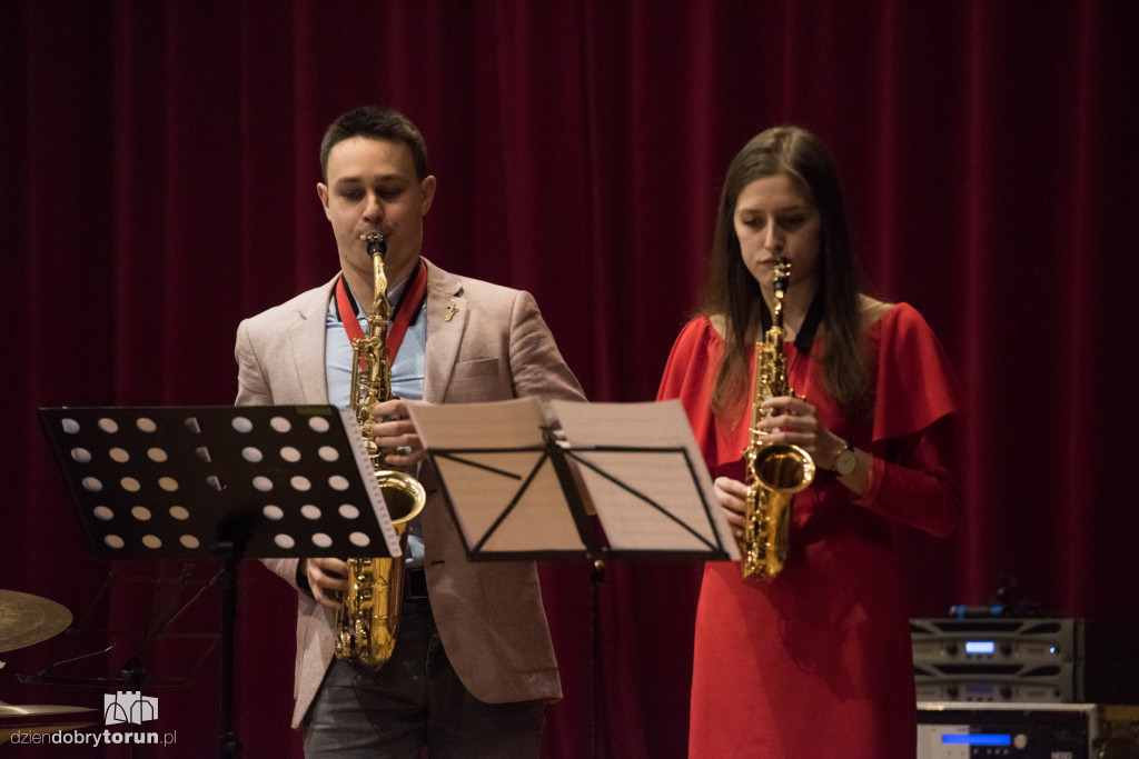 Piątkowy koncert w Dworze Artusa