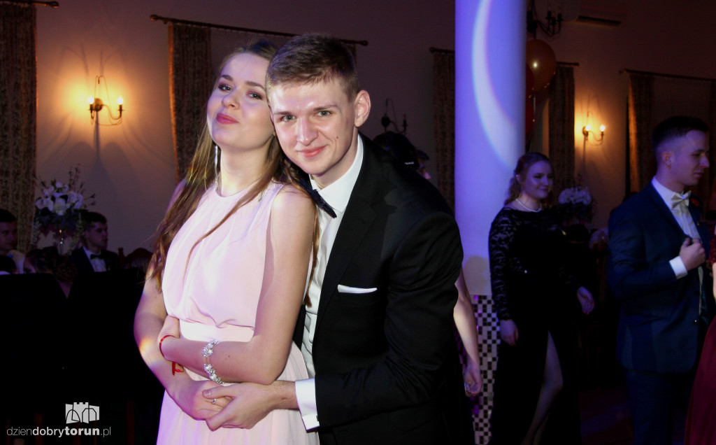 Tak wyglądał najważniejszy bal w VII LO