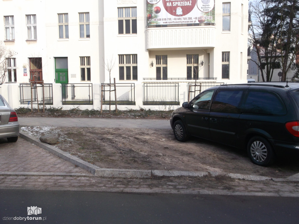 Mistrzowie parkowania znów w akcji