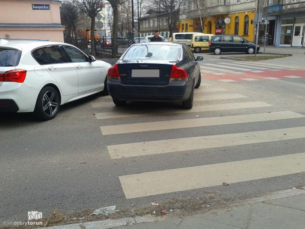 Nie uwierzysz, gdzie potrafią zaparkować!