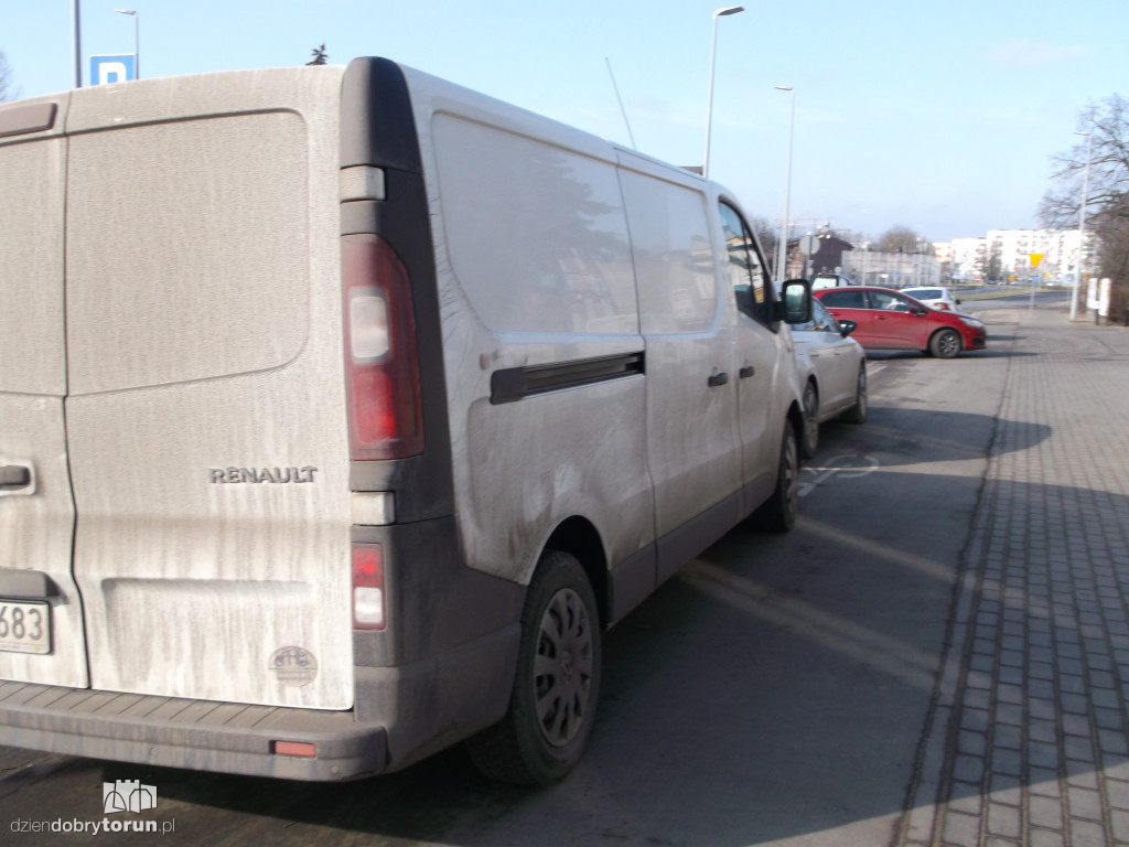 Nie ma na nich mocnych. Jak oni parkują?
