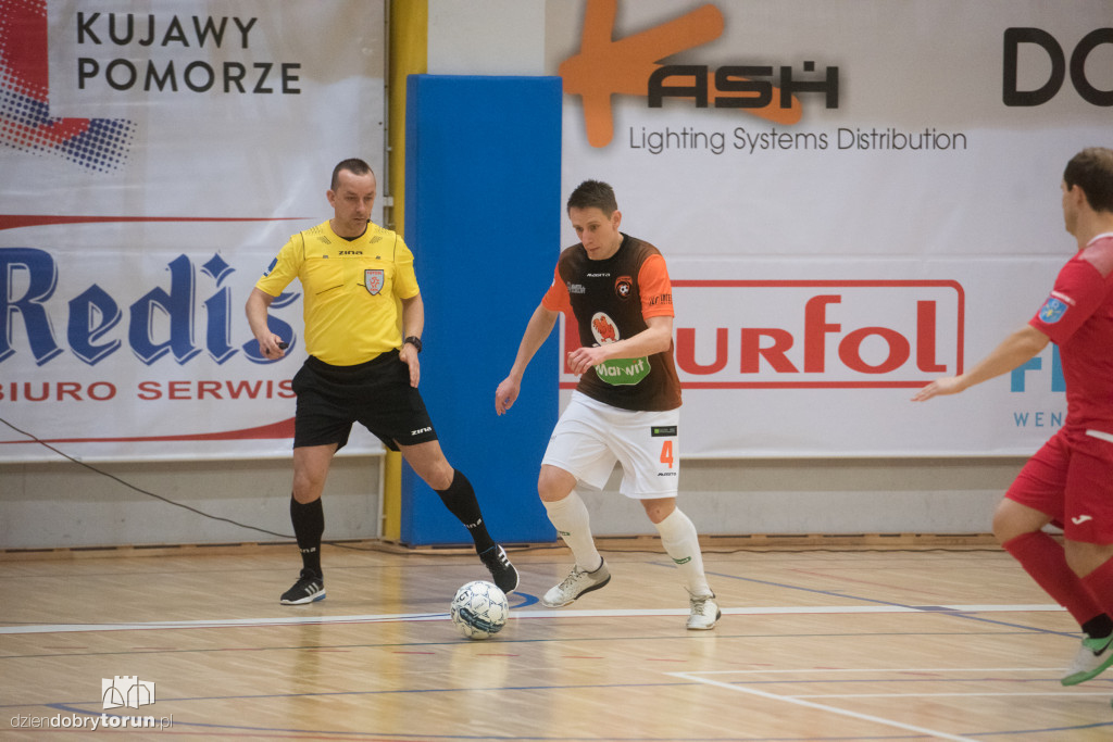 FC Toruń pokonuje Red Dragons Pniewy