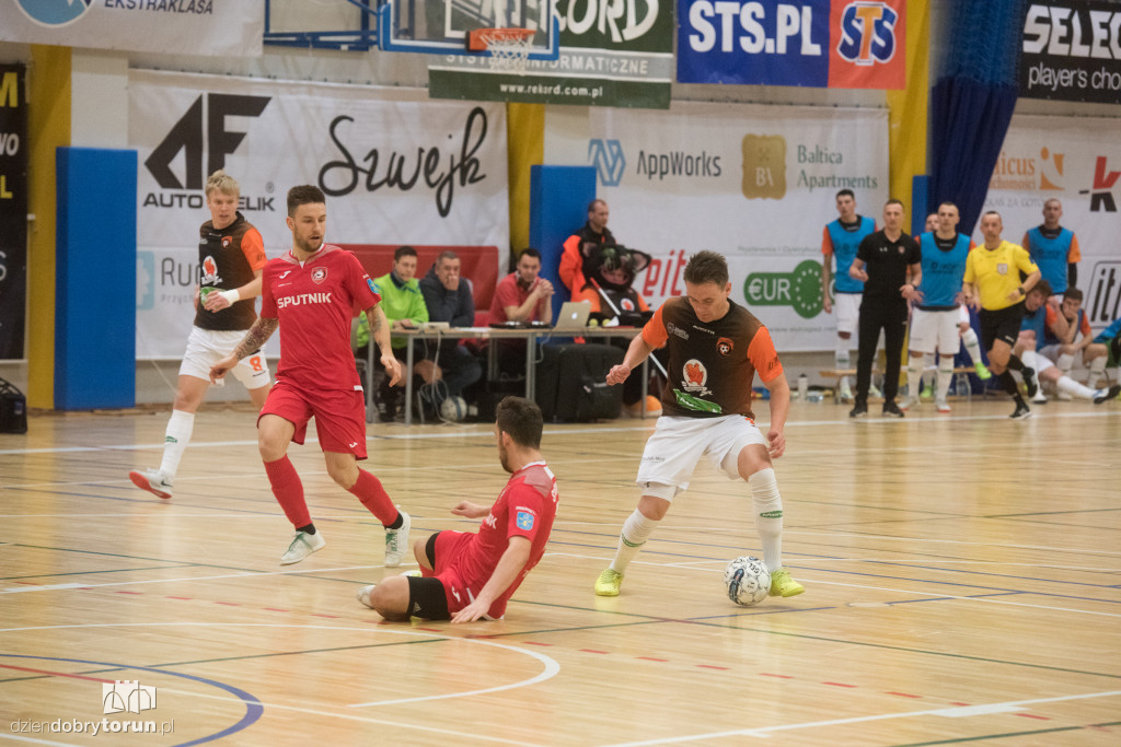FC Toruń pokonuje Red Dragons Pniewy