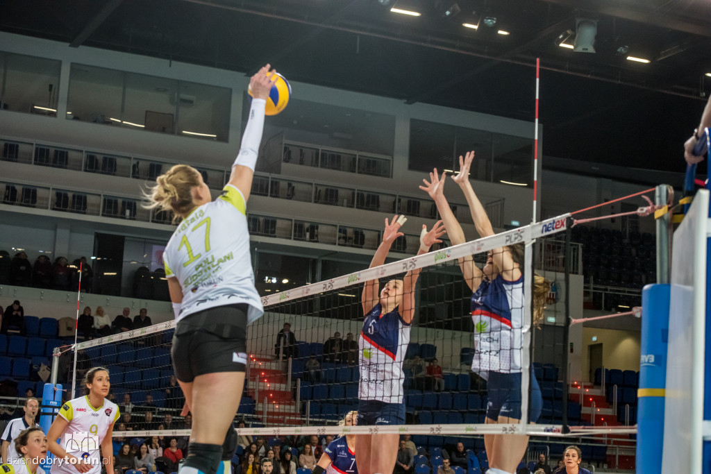 Poli Budowlani Toruń - Pałac Bydgoszcz 3:1