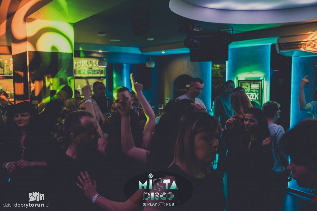 Taneczna noc w Mięta Disco & Play Club
