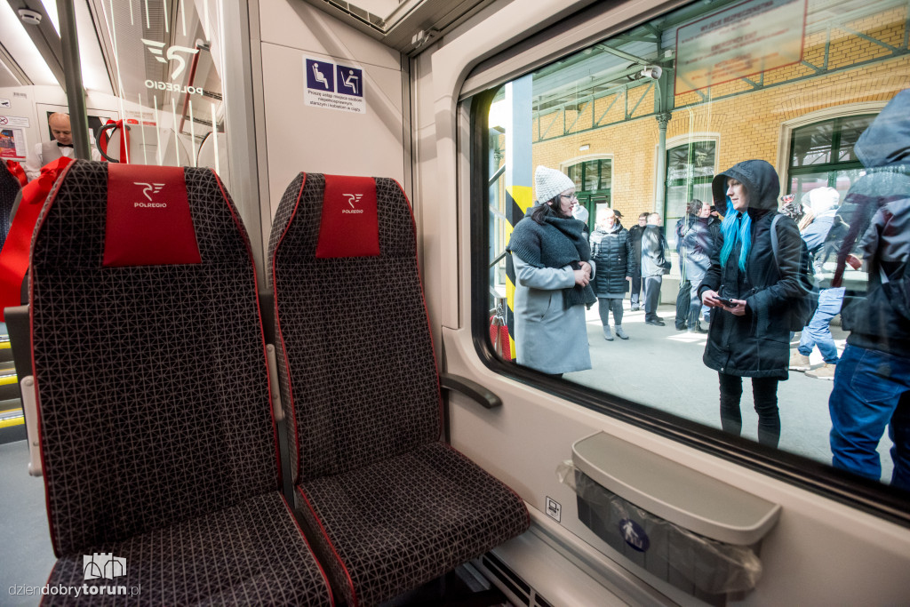 Nowe pociągi kursują przez Toruń