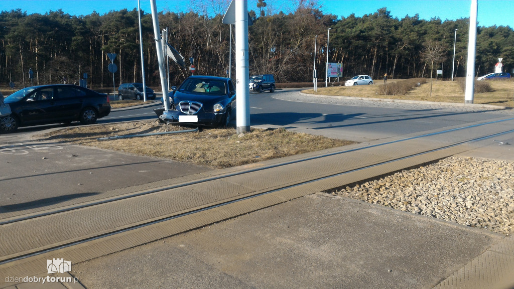 Groźna kolizja na pl. Hoffmana