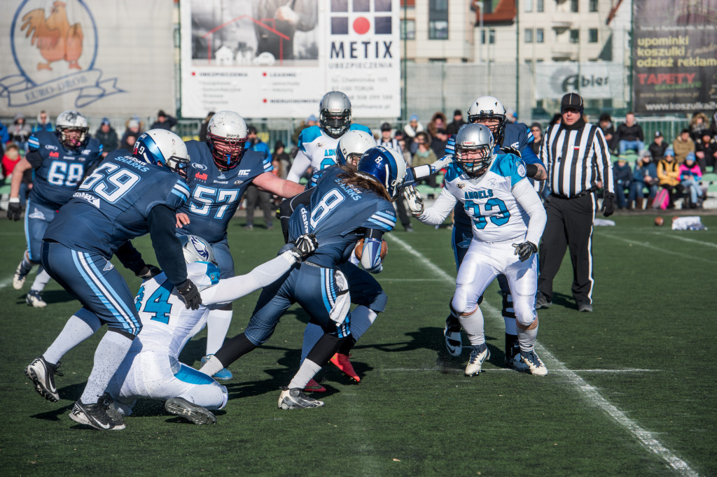 Angels Toruń - Warsaw Sharks 0:32
