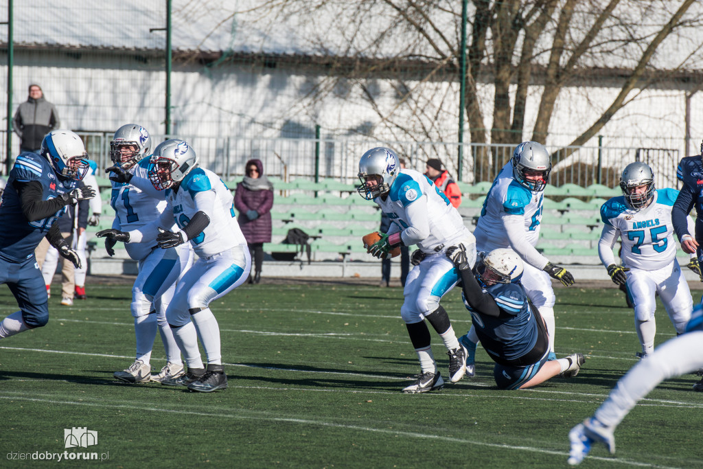 Angels Toruń - Warsaw Sharks 0:32