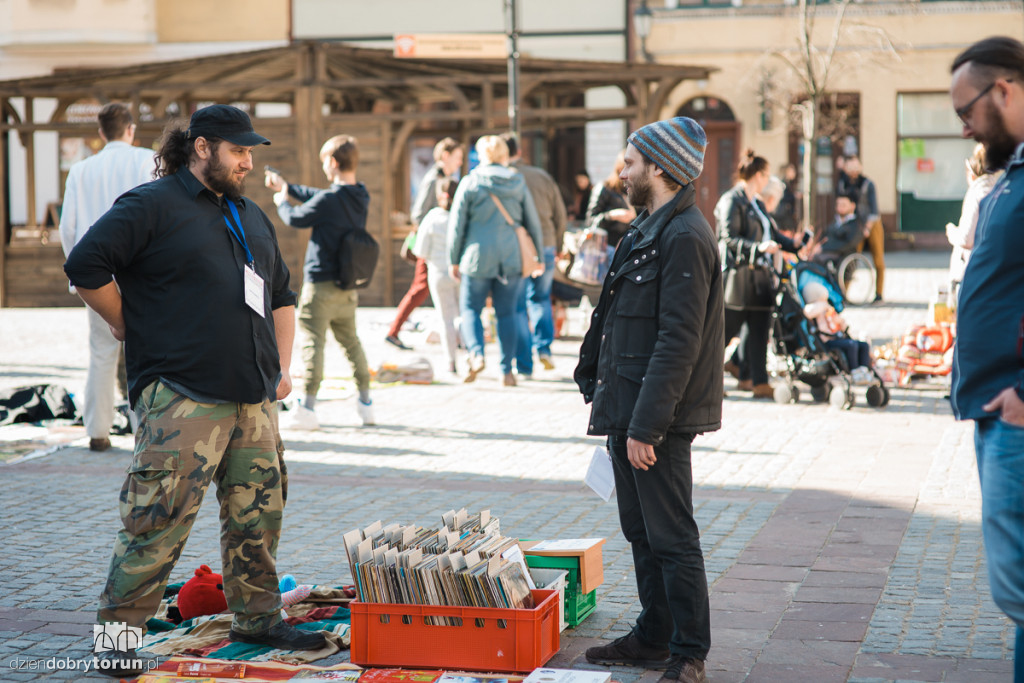 Pchli targ na Rynku Nowomiejskim
