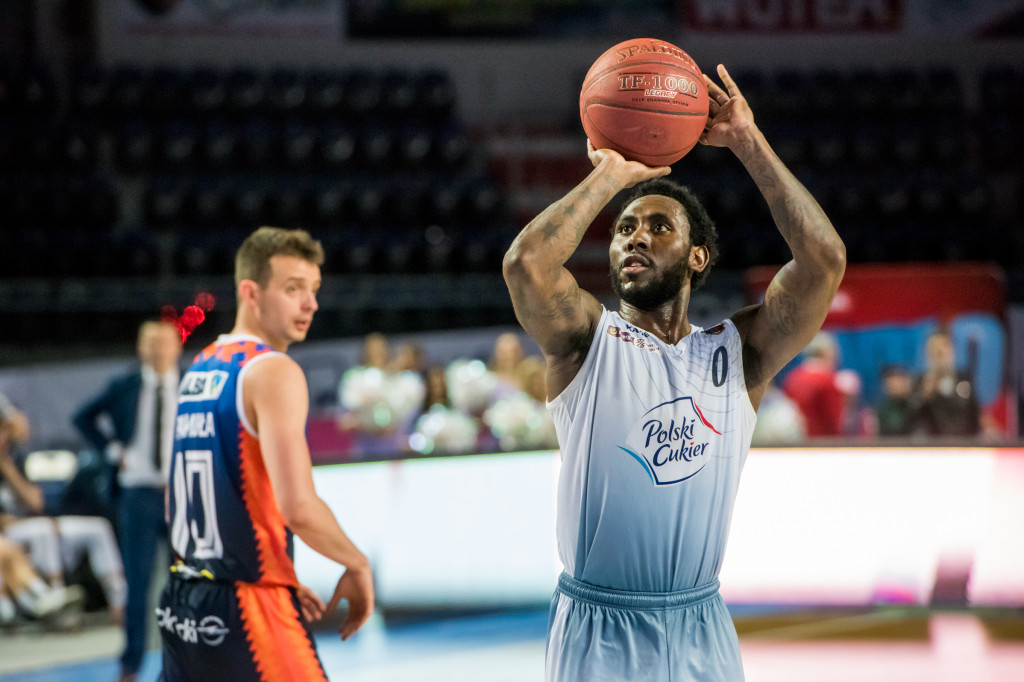 Pierwszy mecz play-off dla Pierników