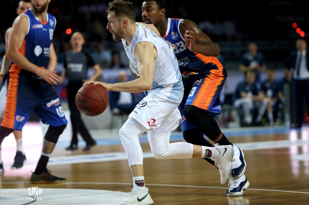 Pierwszy mecz play-off dla Pierników