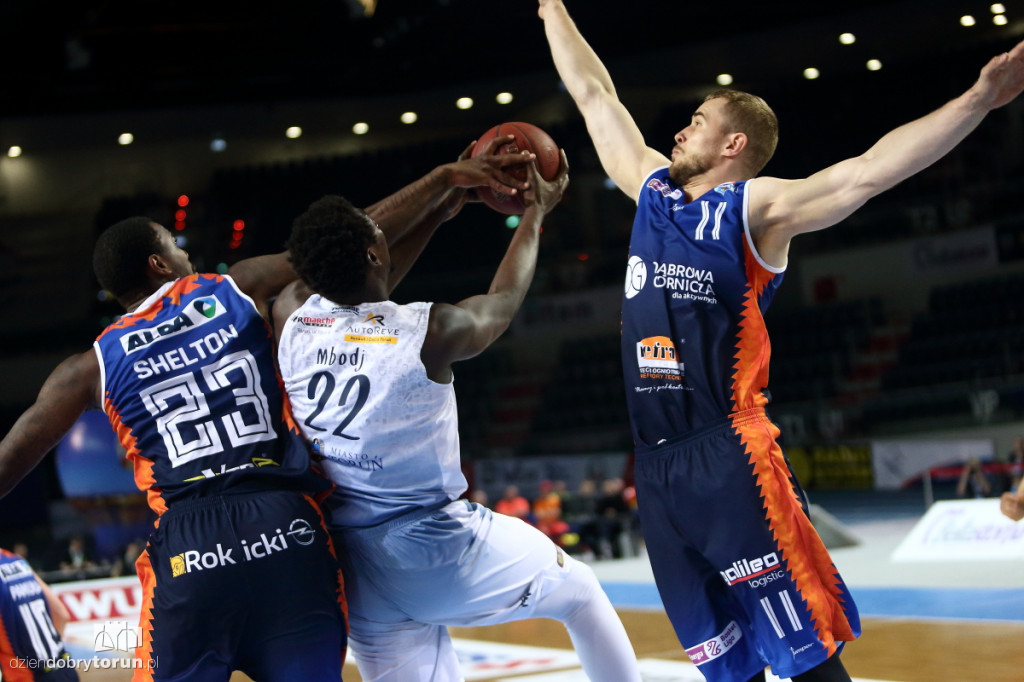 Pierwszy mecz play-off dla Pierników