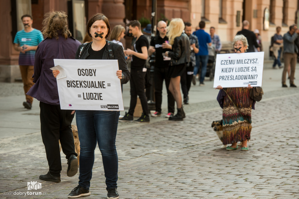 Torunianie milczeli po raz trzynasty