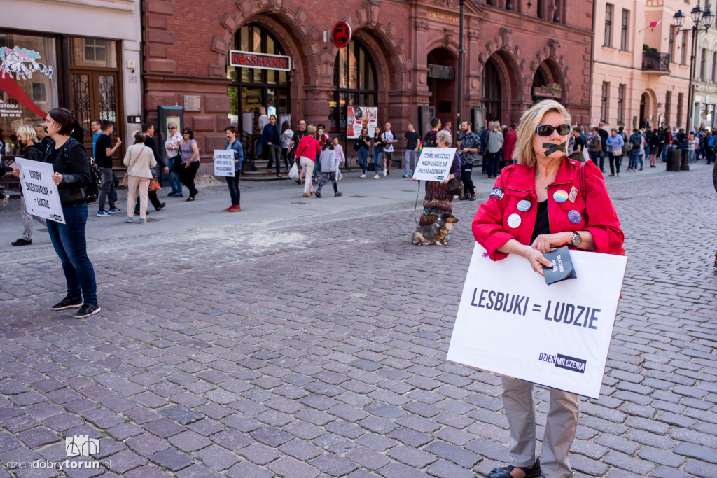 Torunianie milczeli po raz trzynasty