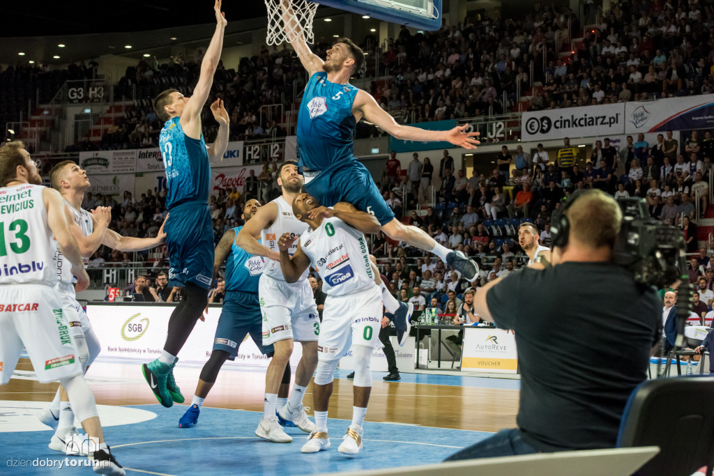 Kwiecień w fotoobiektywie DDToruń