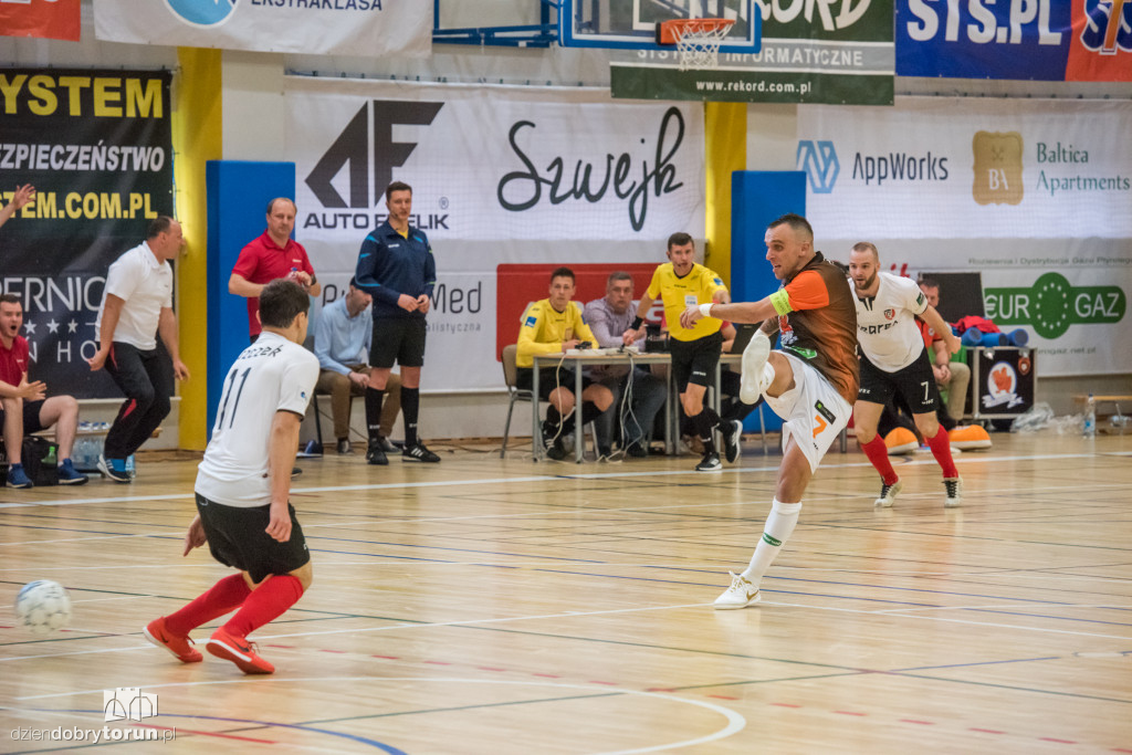FC Toruń-Clearex Chorzów 2:2