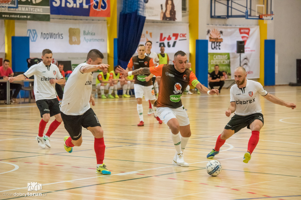 FC Toruń-Clearex Chorzów 2:2
