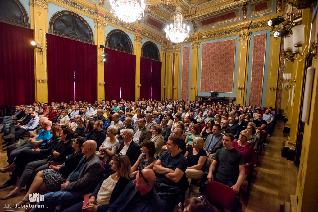 Piotr Bałtroczyk w Dworze Artusa