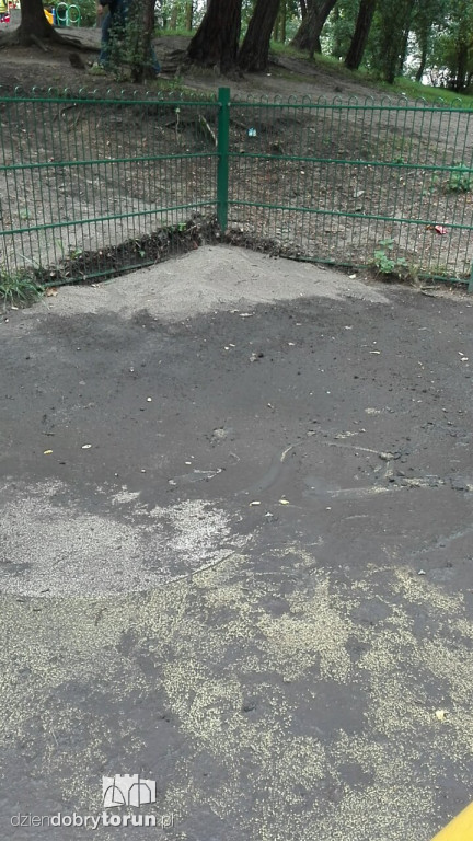 Plac zabaw na Bydgoskim do remontu