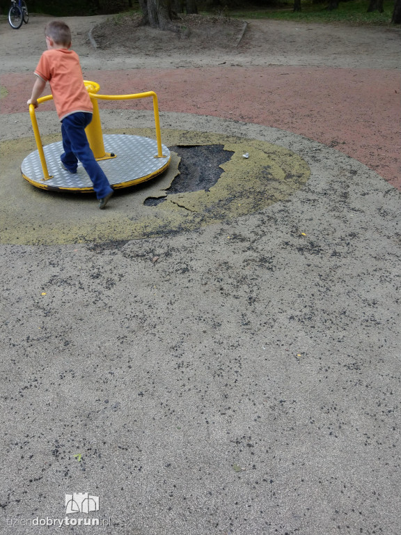Plac zabaw na Bydgoskim do remontu