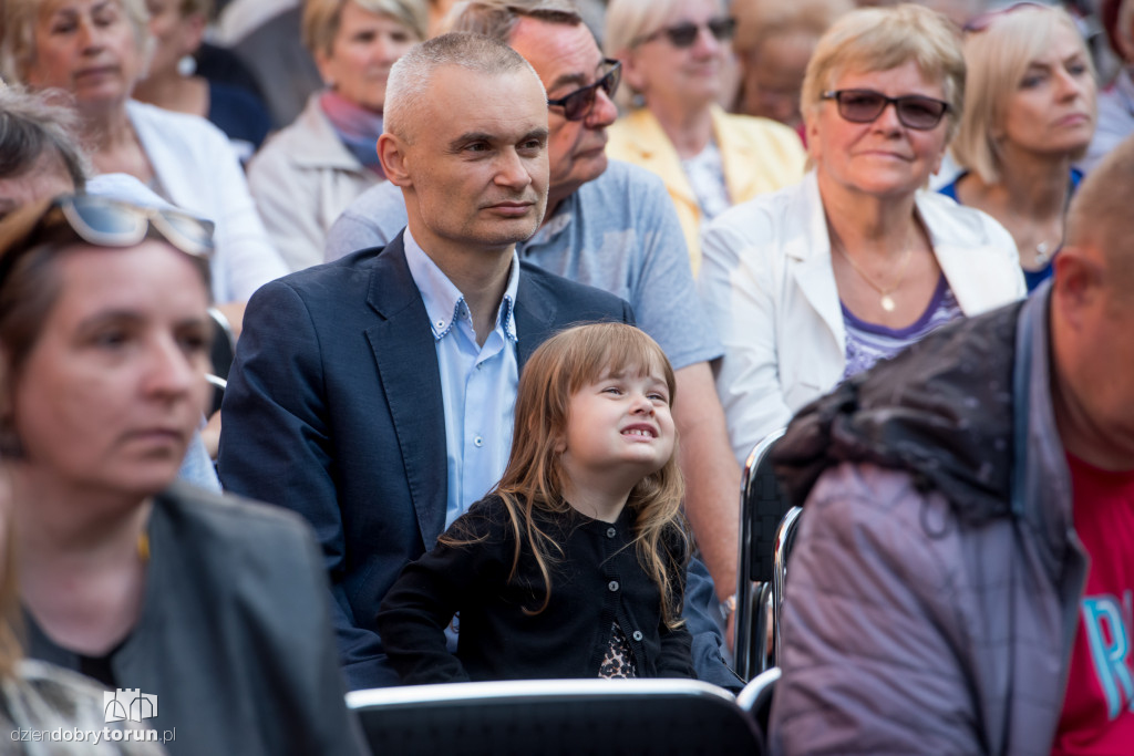 Miejski koncert na Rynku z okazji Dnia Matki