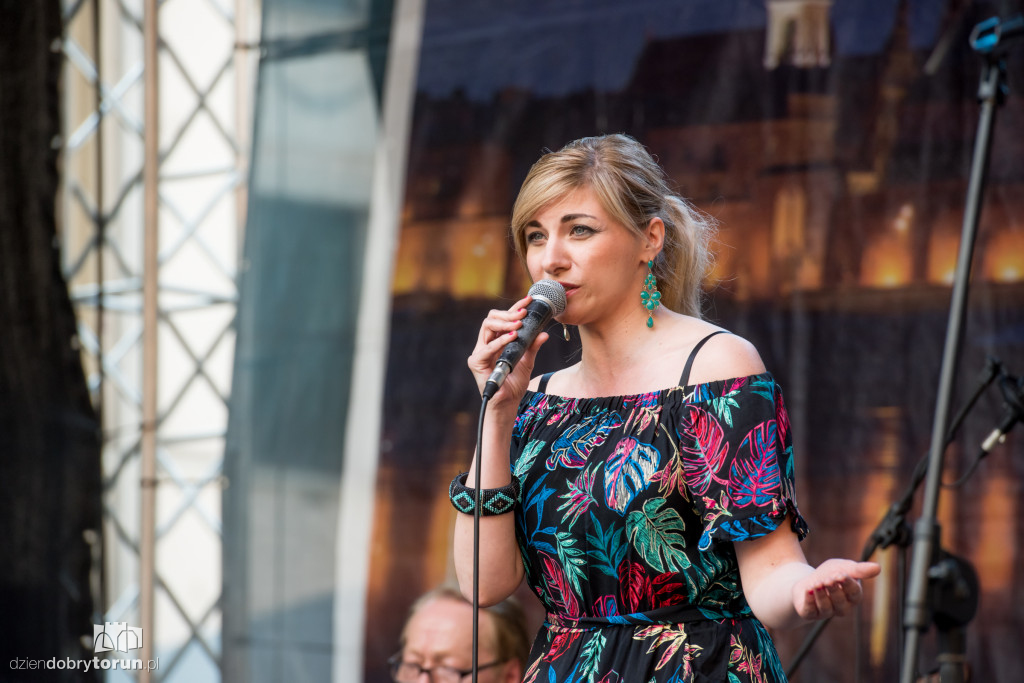 Miejski koncert na Rynku z okazji Dnia Matki