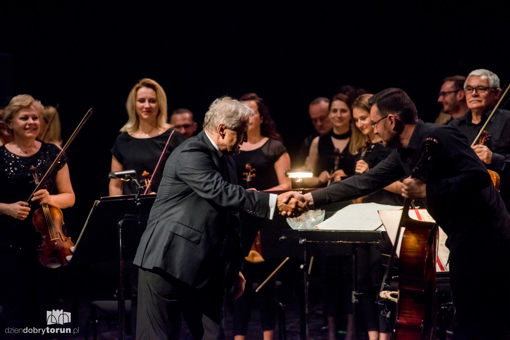 Bończyk i Wójcicki na dzień matki