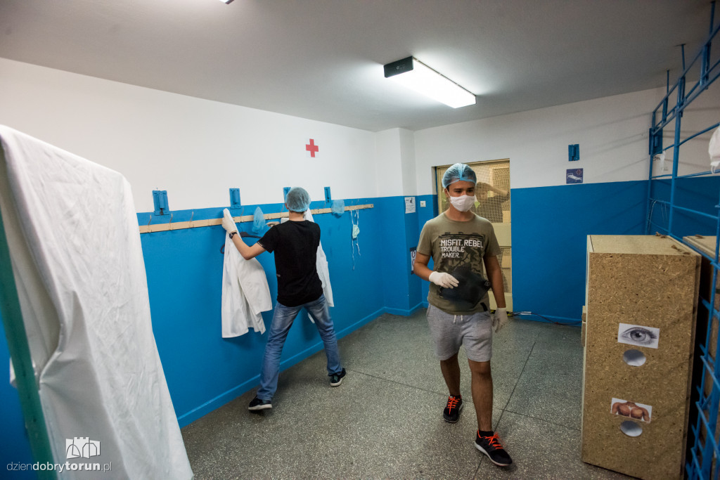 Escape Class Room w IX LO