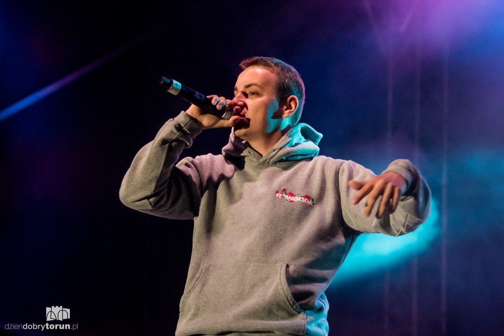 Pod Wspólnym Niebiem - koncert gwiazd