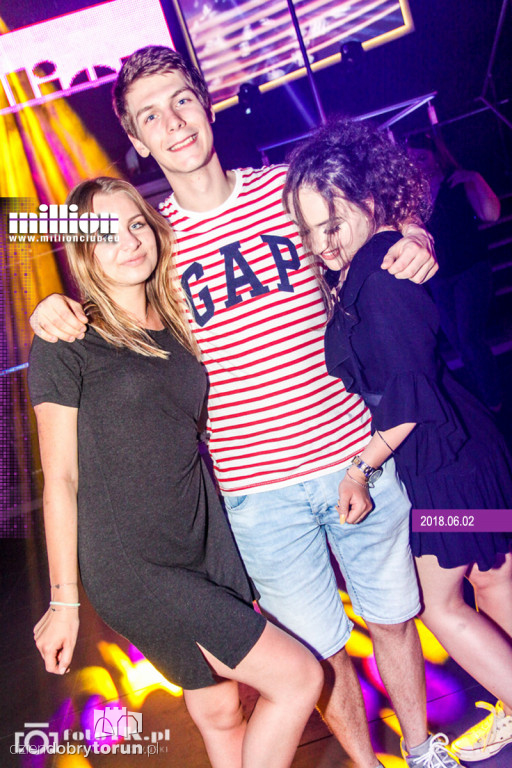 Sobotnia impreza w klubie Milion