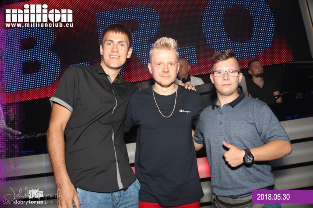 Sobotnia impreza w klubie Milion
