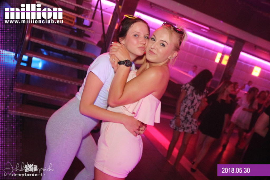 Sobotnia impreza w klubie Milion