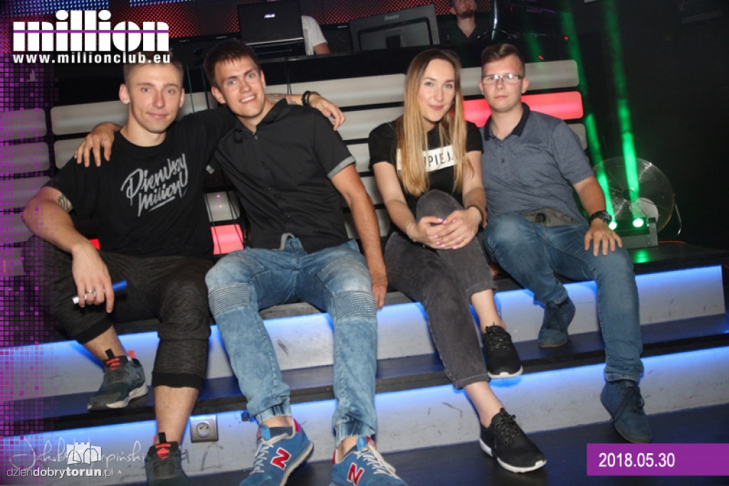 Sobotnia impreza w klubie Milion