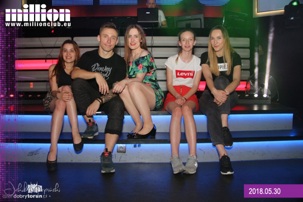 Sobotnia impreza w klubie Milion