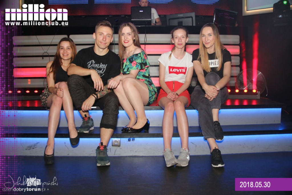 Sobotnia impreza w klubie Milion