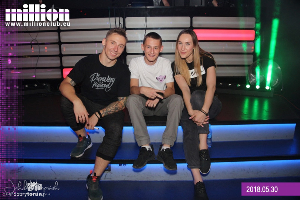 Sobotnia impreza w klubie Milion