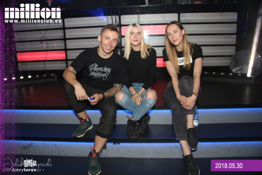 Sobotnia impreza w klubie Milion