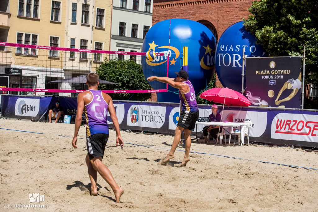 Już trwa święto siatkówki plażowej