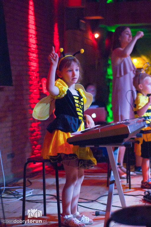 Zakończenie roku w szkole New Art