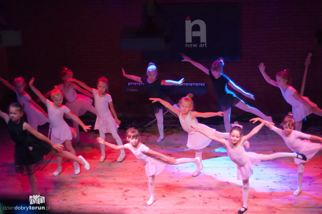 Zakończenie roku w szkole New Art