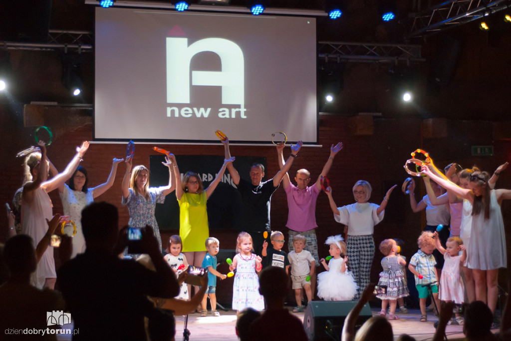 Zakończenie roku w szkole New Art